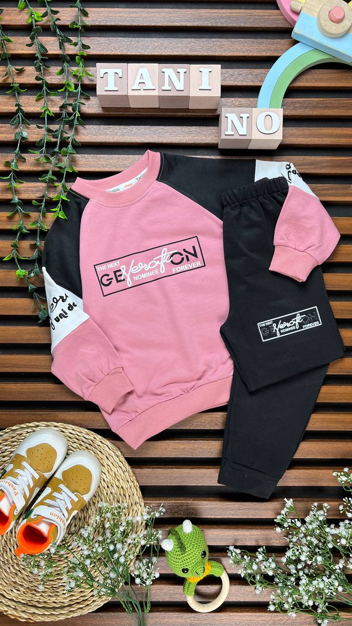 IMG_2378 کد ۵۰۷۶ سایز ۴۵/۵۰ پسرانه طرح رگلان لاتین - Image 1