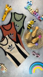 کد ۰۲۹۰ فری سایز تاپ تک زنانه طرح adidas پارچه کش پنبه و کش اسپان با کیفیت عالی