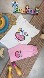 کد ۹۹۳ سایز 45/50 تاپ شلوارک دخترانه طرح توتفرنگی پارچه یکرو پنبه سوپر